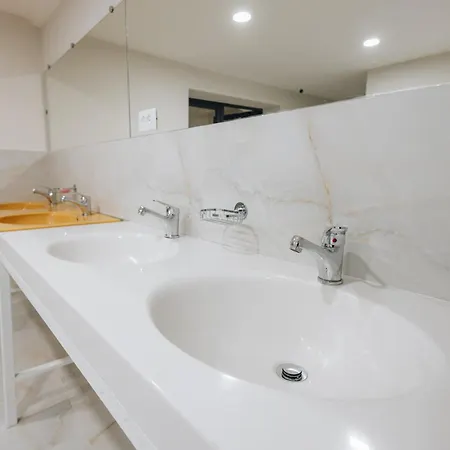 Gm Albergue *